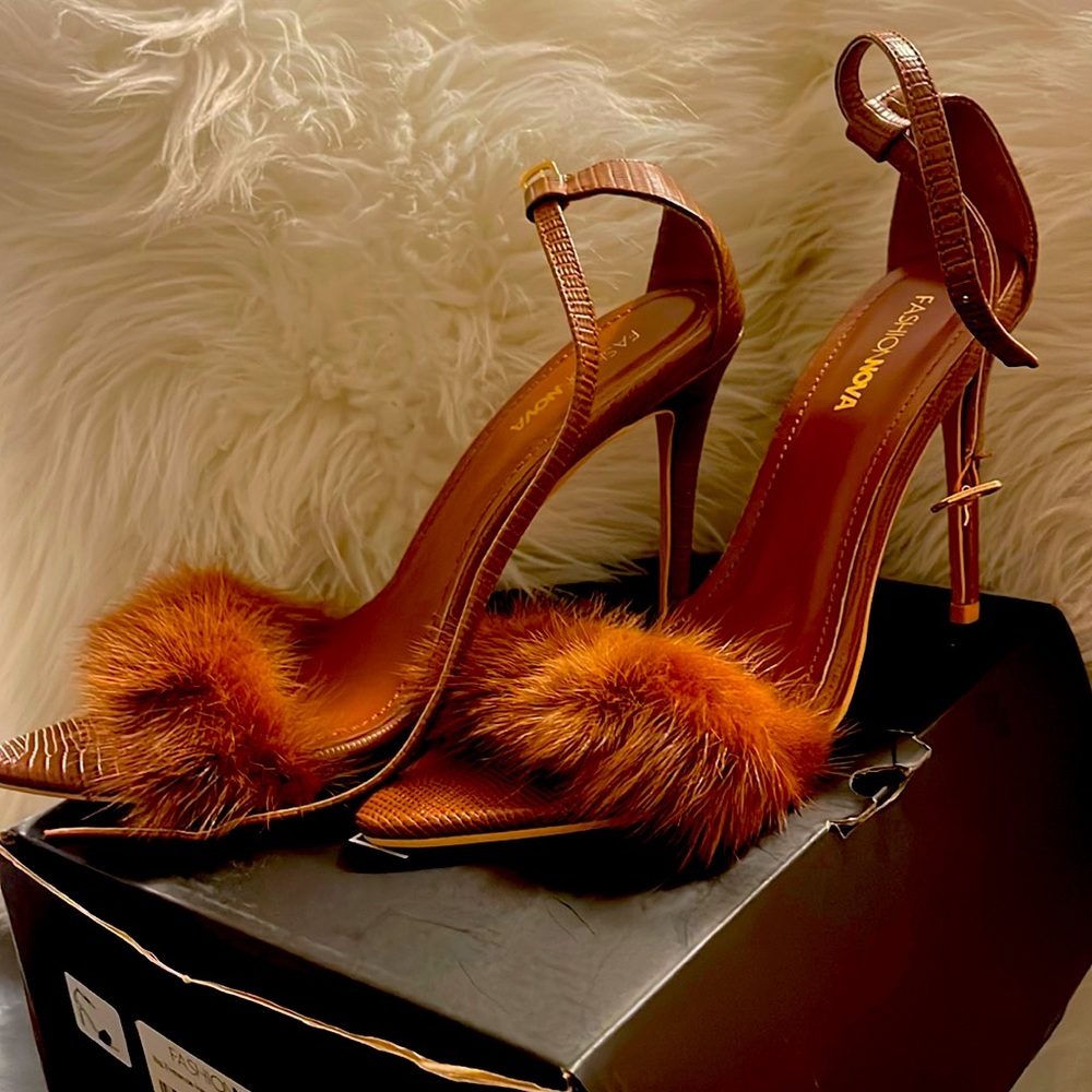 Fashion Nova Heeled Sandals
